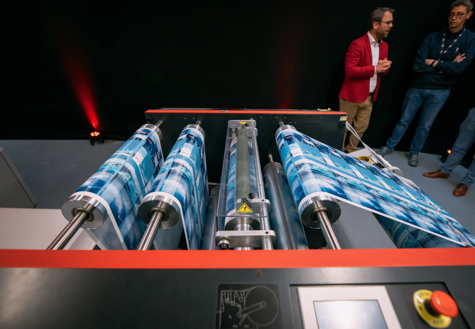 Label printing, your way; self adhesive label suite Thumb